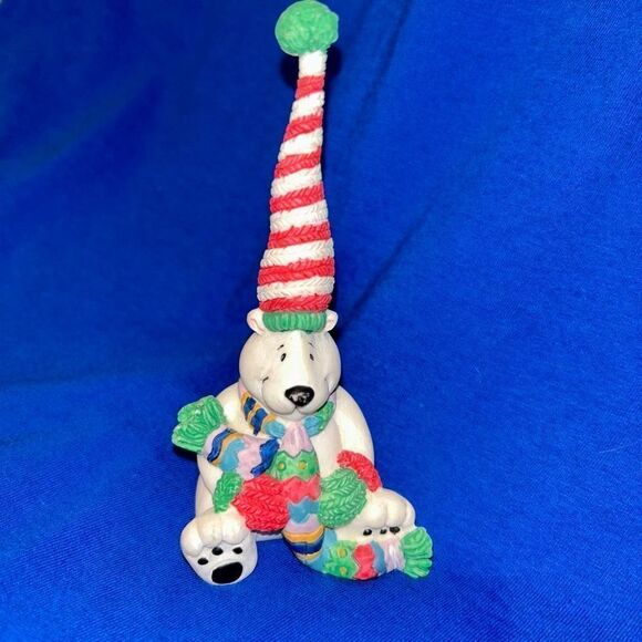 Vintage 1995 Roman Inc Winter Bear Tall Hat Figurine - Picture 1 of 7